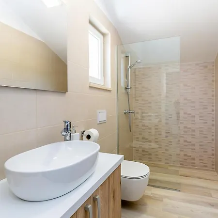 House San Michele * Vrh (Krk)