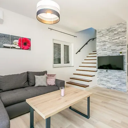 House San Michele *