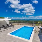 House San Michele Vrh (Krk)